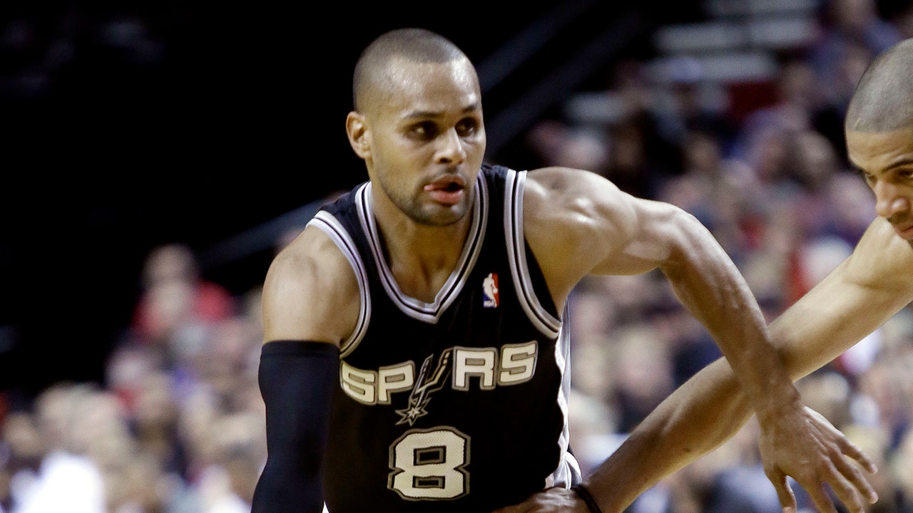 Mills scores 29 points and Spurs edge Blazers
